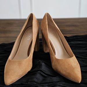 New Franco Sarto cognac suede heels 7.5